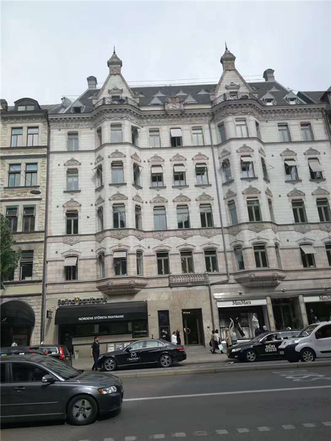 北歐+俄羅斯14日游集錦 沙尼亞首都塔林、諾貝爾文學(xué)研究院、天主教堂、王宮和皇家圖書館