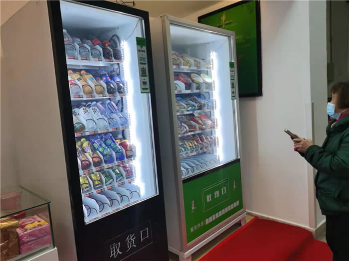 四川中青旅綿陽分社、綿陽市中旅假日旅行社、綿陽自來文化傳播有限公司24H自助售貨服務(wù)盛大開業(yè)