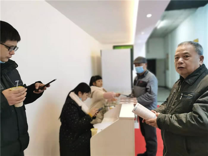 四川中青旅綿陽分社、綿陽市中旅假日旅行社、綿陽自來文化傳播有限公司24H自助售貨服務(wù)盛大開業(yè)