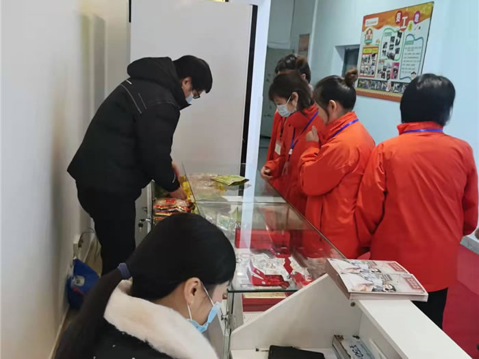 四川中青旅綿陽分社、綿陽市中旅假日旅行社、綿陽自來文化傳播有限公司24H自助售貨服務(wù)盛大開業(yè)