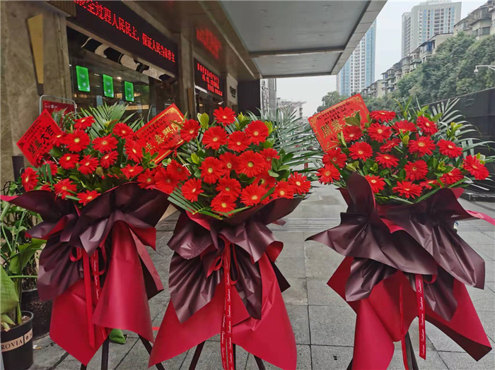 四川中青旅綿陽分社、綿陽市中旅假日旅行社、綿陽自來文化傳播有限公司24H自助售貨服務(wù)盛大開業(yè)