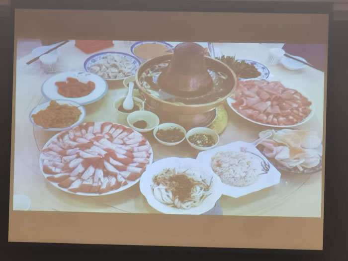 綿陽中旅行假日旅行社舉行胡楊林、南疆專列推薦會